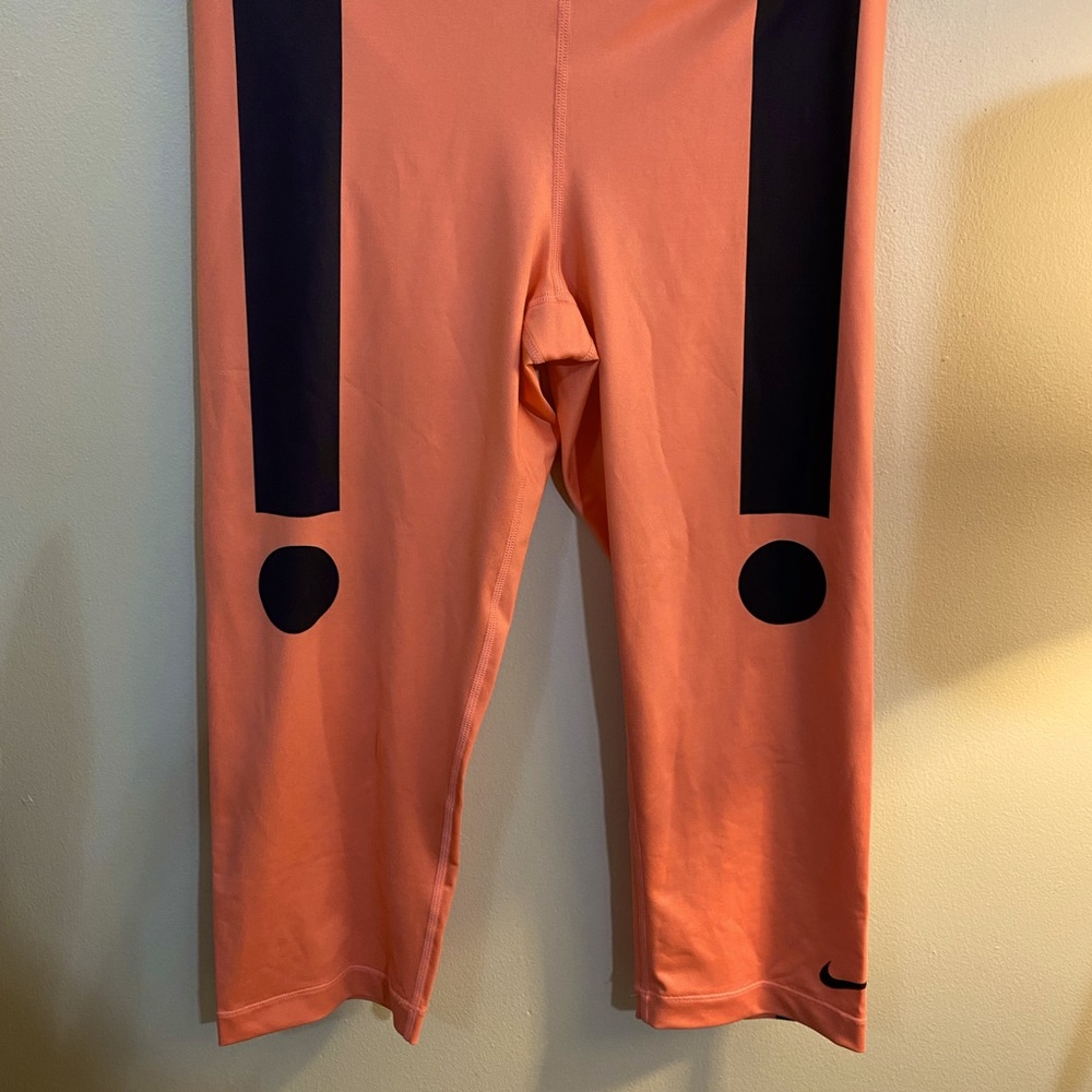 Nike workout leggings